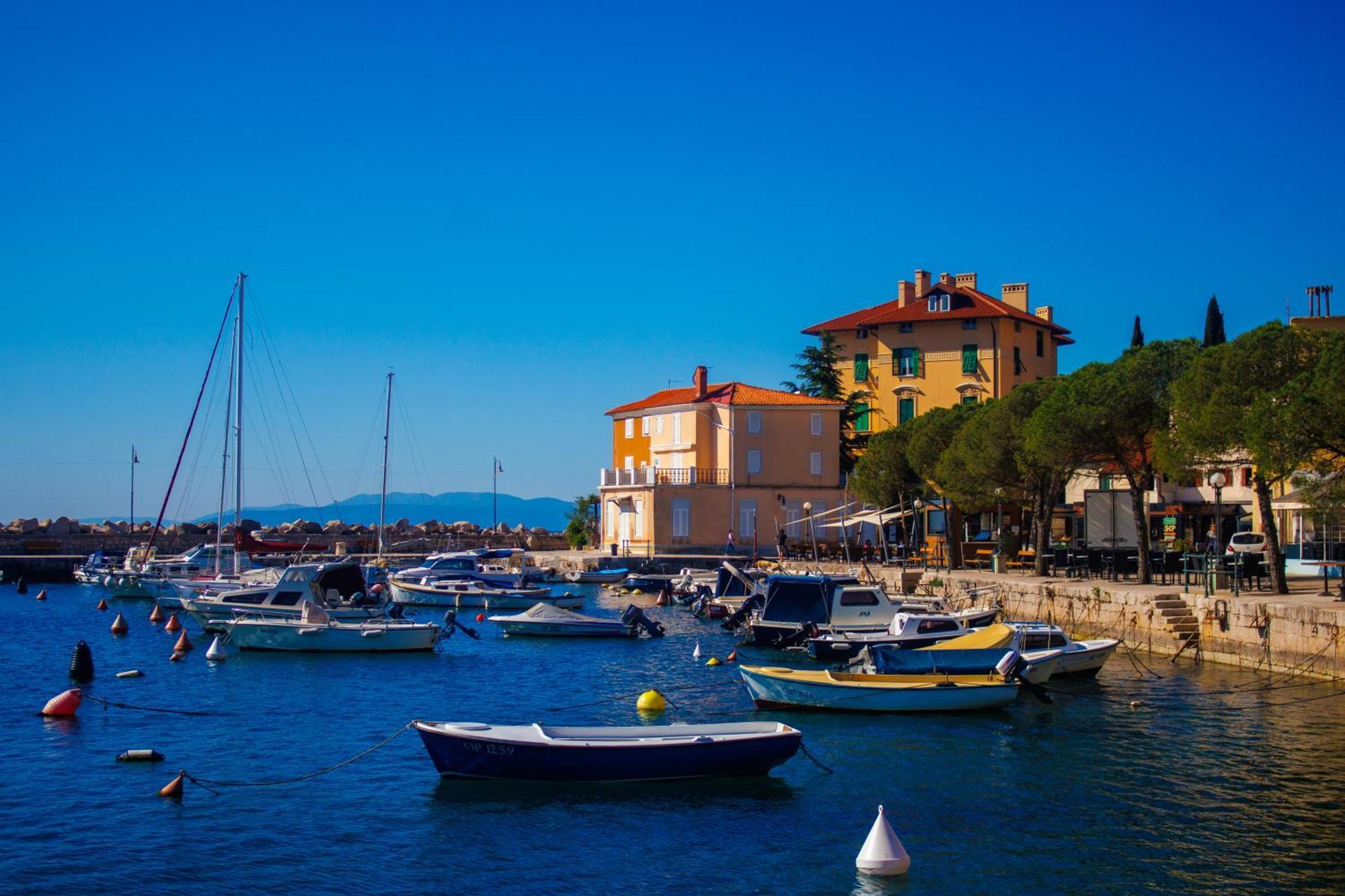 Villa Volos With Roof Terrace, Sea View, Free Private Parking Opatija Eksteriør bilde